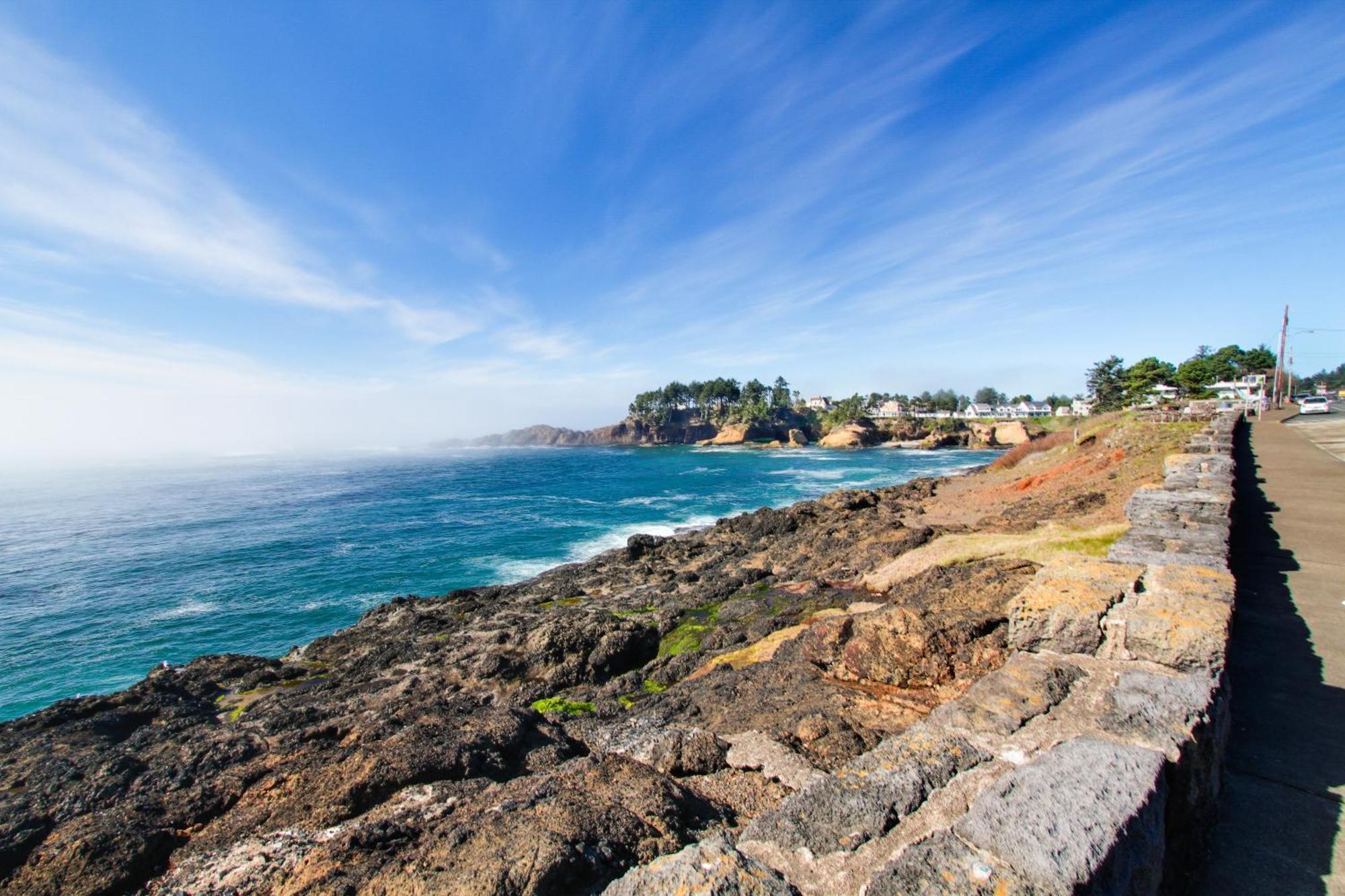 Captain'S Quarters And Cabins Depoe Bay Esterno foto