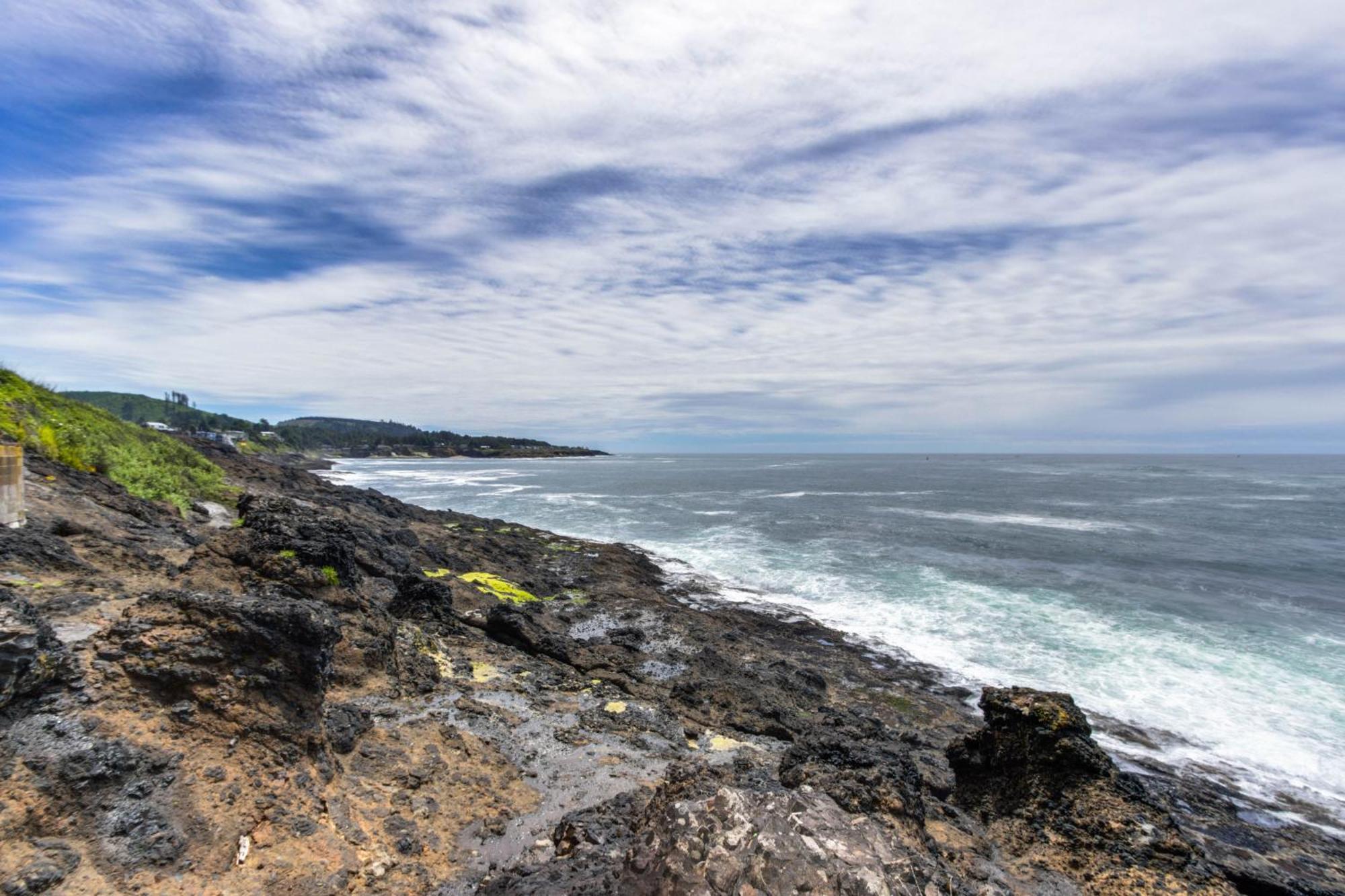 Captain'S Quarters And Cabins Depoe Bay Camera foto