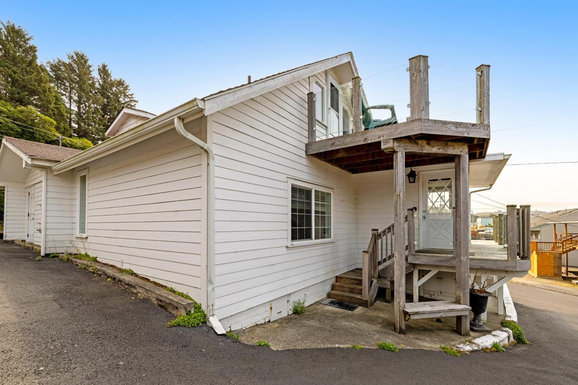 Captain'S Quarters And Cabins Depoe Bay Camera foto
